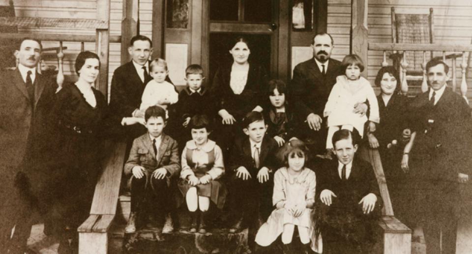 Yelman and Gordin families, St. Matthews, SC - 1923